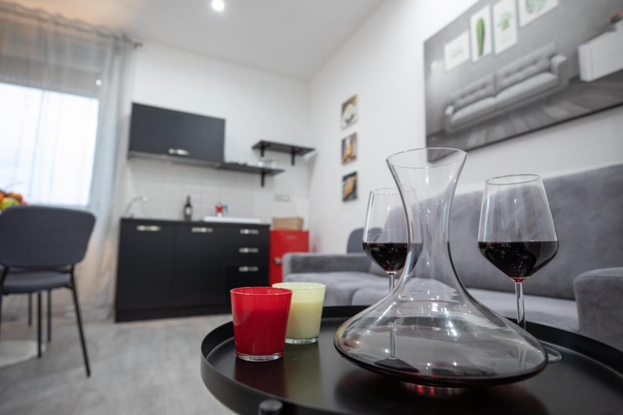 Napolidays Toledo Apartment By Dimorra מראה חיצוני תמונה