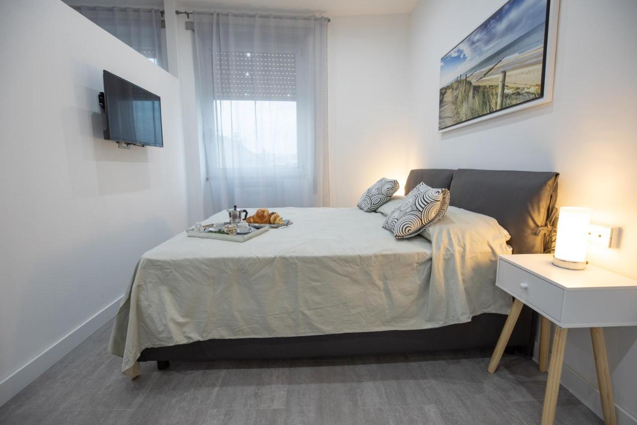 Napolidays Toledo Apartment By Dimorra מראה חיצוני תמונה