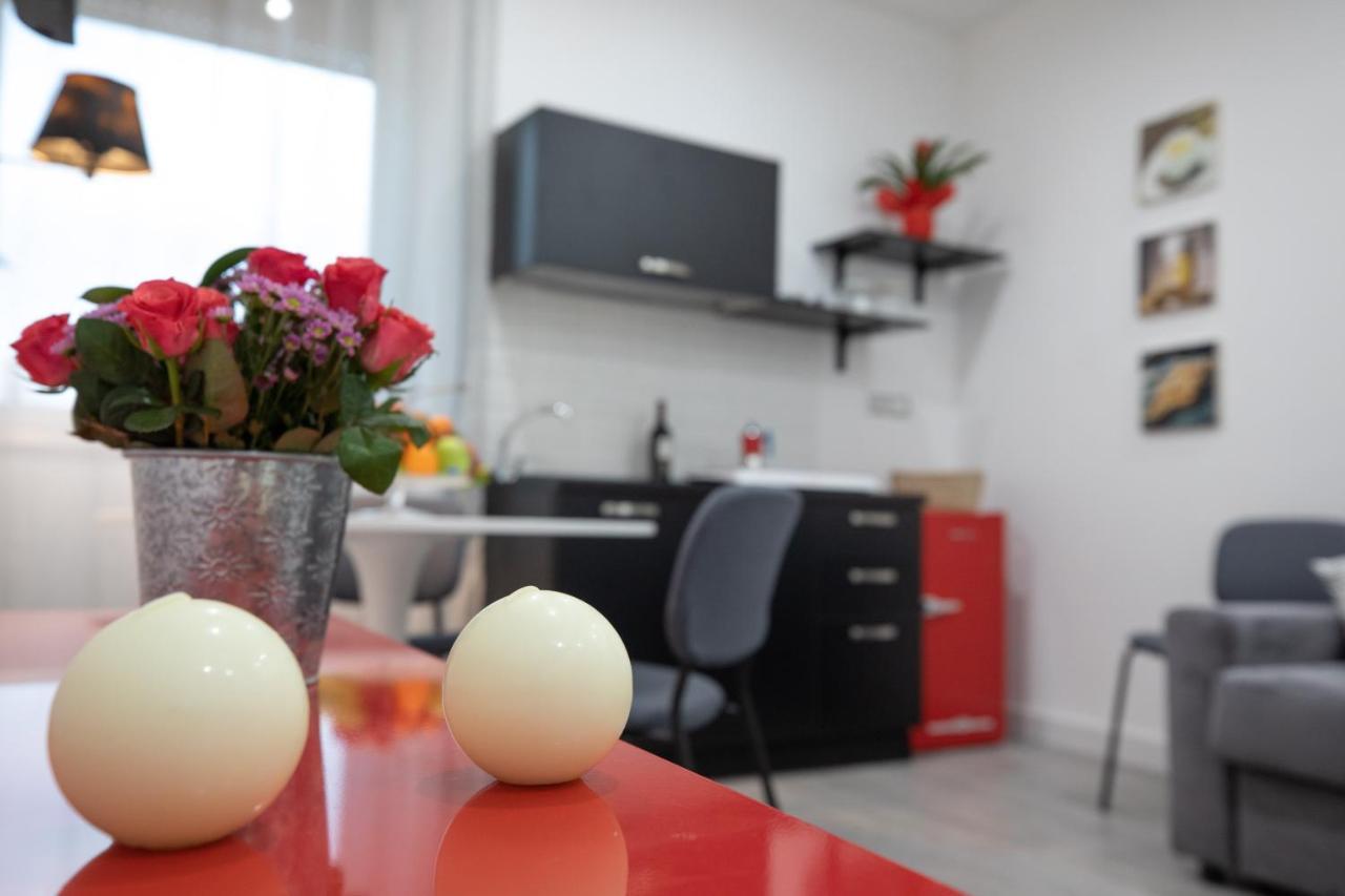 Napolidays Toledo Apartment By Dimorra מראה חיצוני תמונה