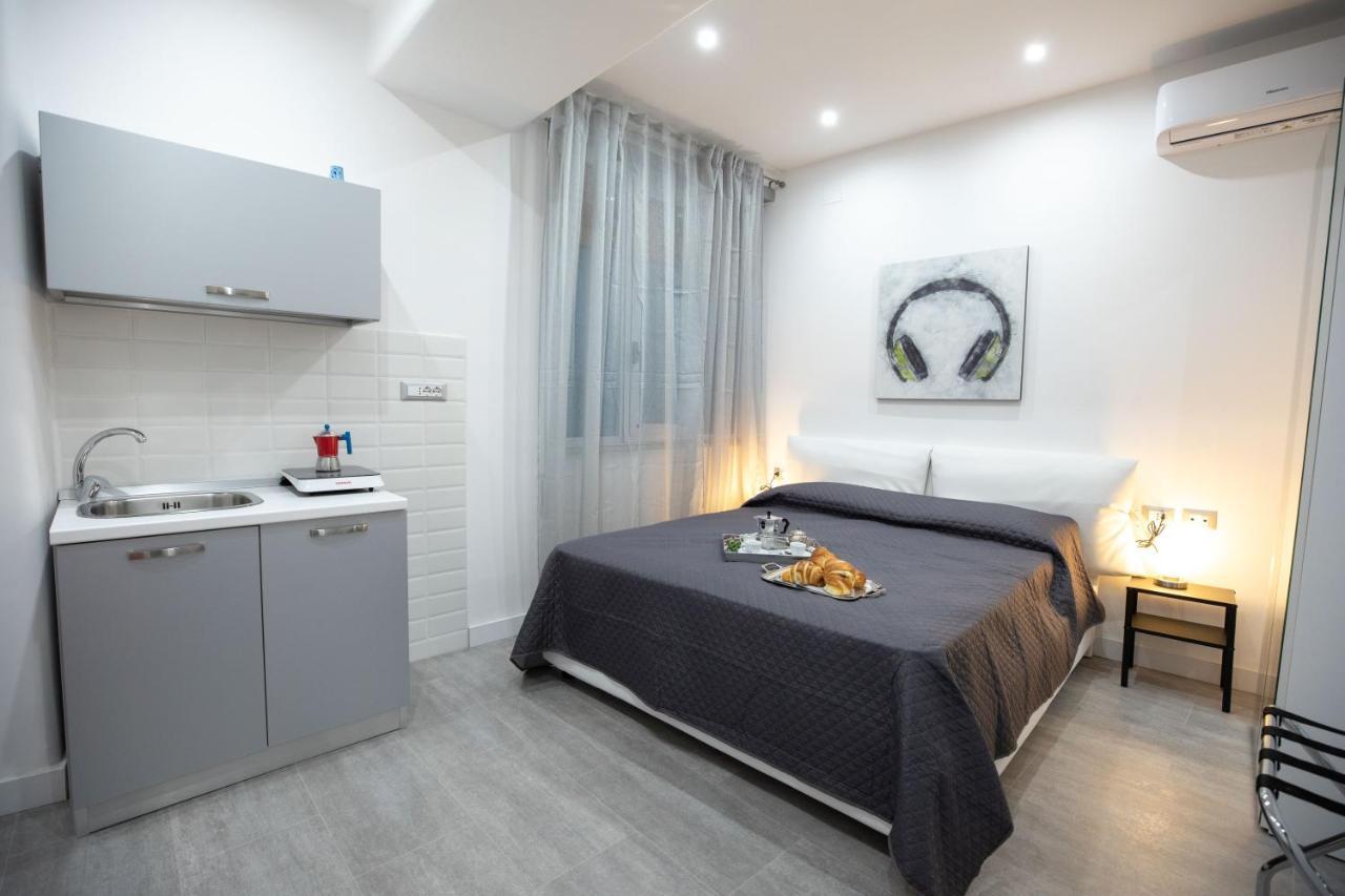 Napolidays Toledo Apartment By Dimorra מראה חיצוני תמונה