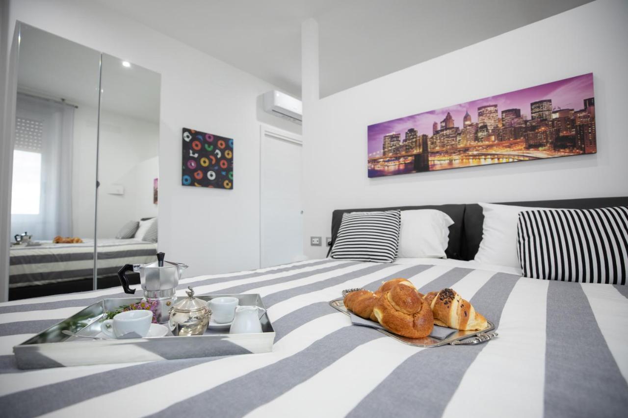 Napolidays Toledo Apartment By Dimorra מראה חיצוני תמונה