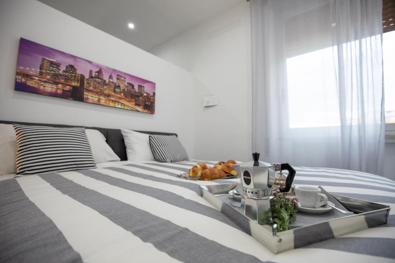 Napolidays Toledo Apartment By Dimorra מראה חיצוני תמונה